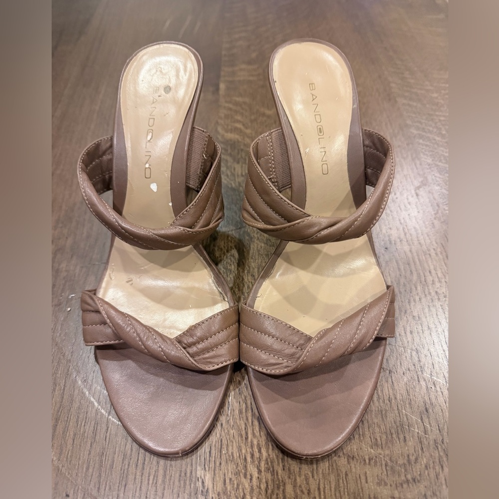 Bandolino Women's Tan Heeled Sandals